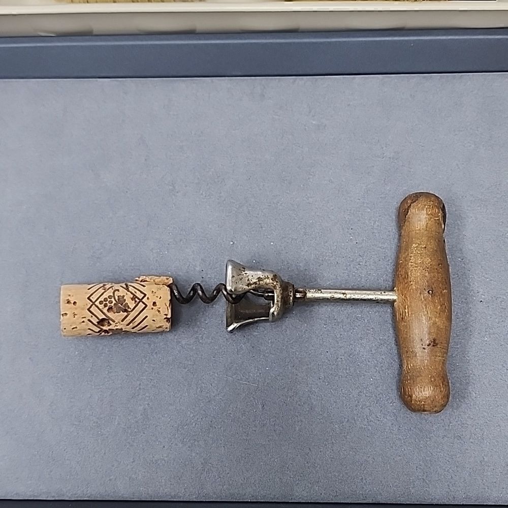 Vintage Corkscrew Wine Bottle Opener